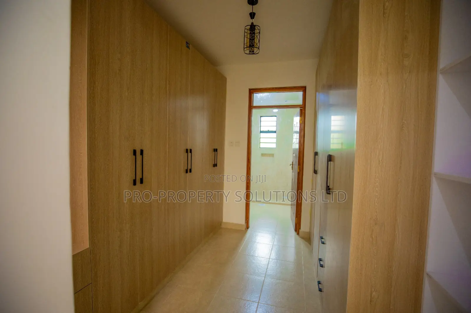4bdrm Maisonette in Kenyatta Road, Juja for sale