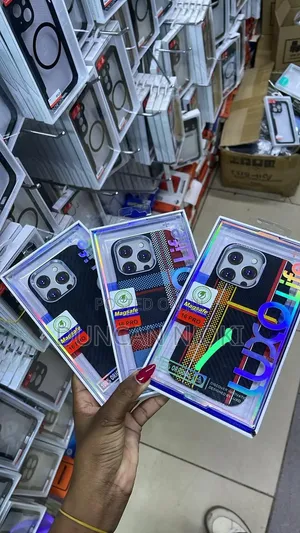 iPhones 17/14/15 Phonecase