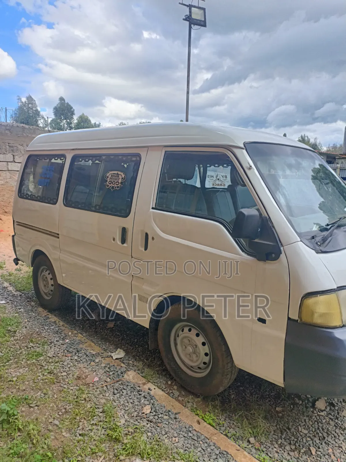 Mazda Bongo 2010 White