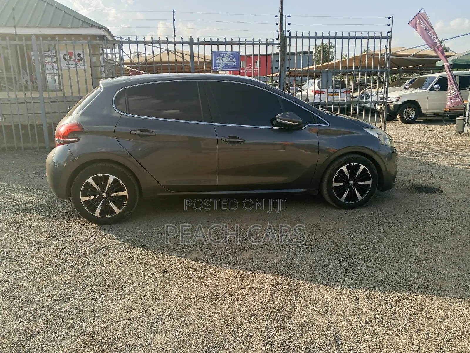 Peugeot 208 2019 Gray