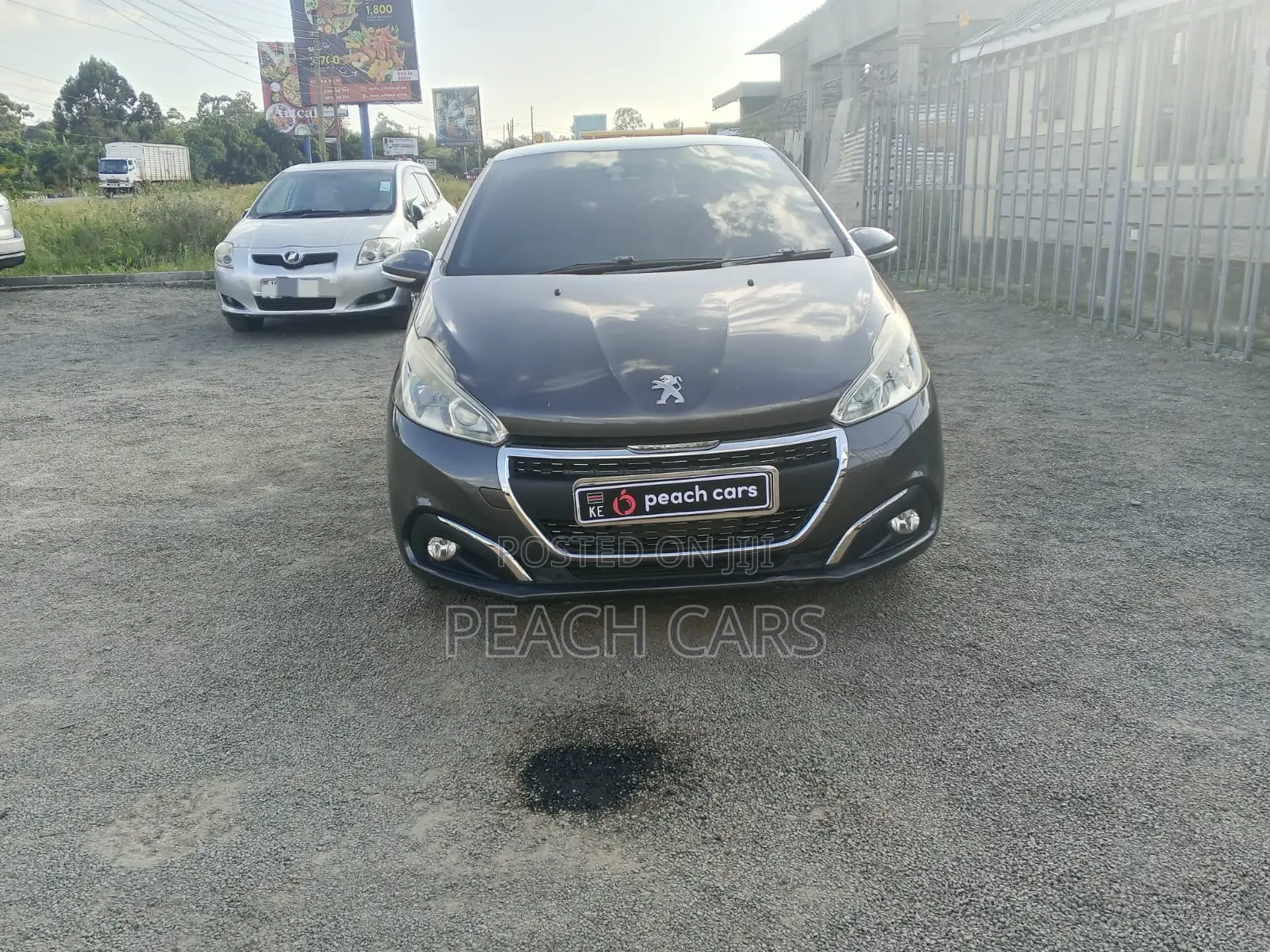 Peugeot 208 2019 Gray
