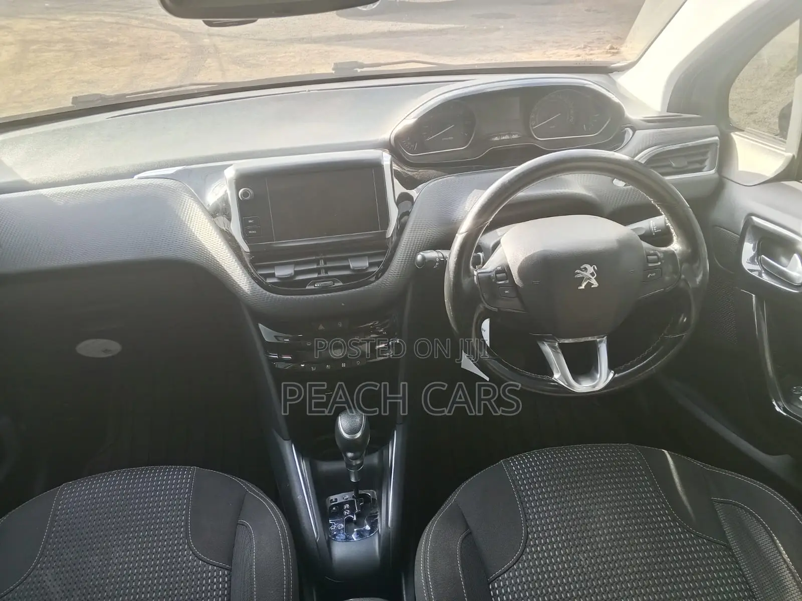 Peugeot 208 2019 Gray