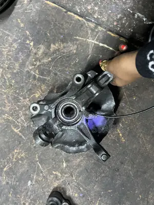 Mirage Front Hub