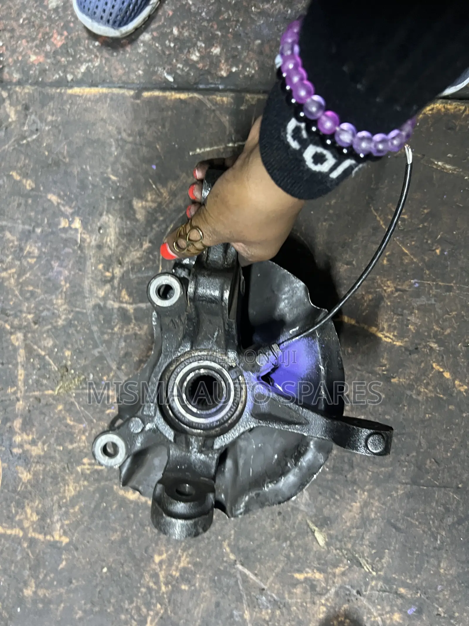 Mirage Front Hub