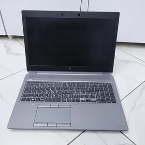 Laptop HP ZBook 15 G6 16GB Intel Core i9 HDD+SSD 512GB