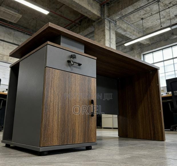Executive Office Desk : 120cm Staff Desk - thumbnail 16