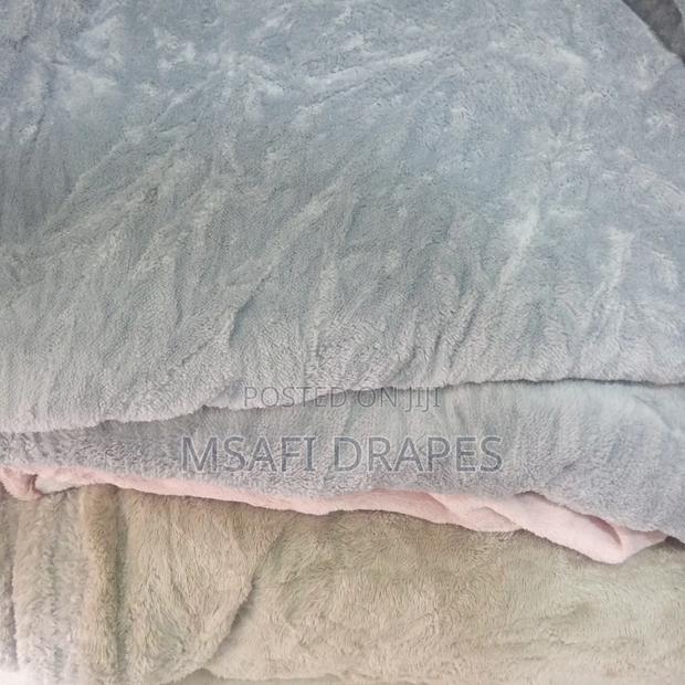 Fleece Blanket - thumbnail 2