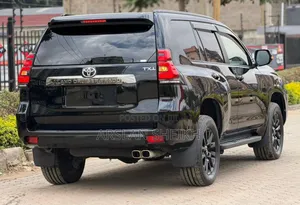 Toyota Land Cruiser Prado 2021