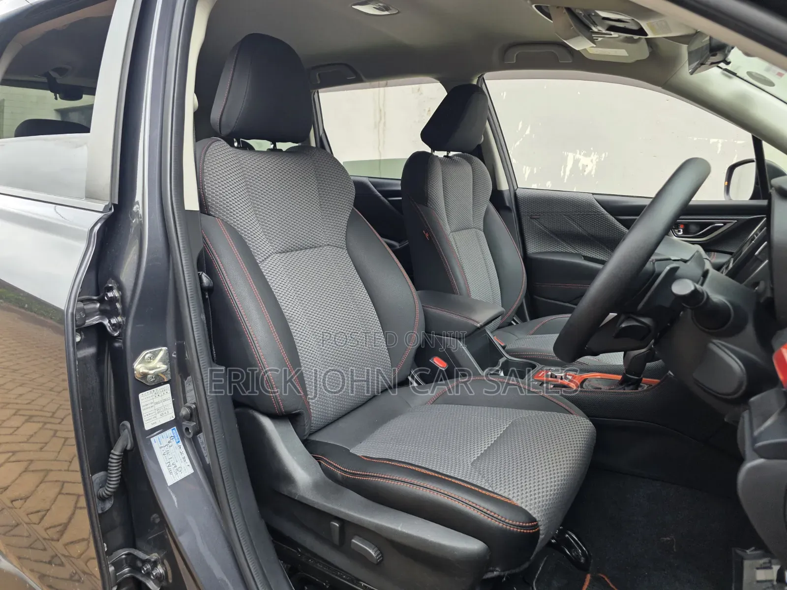 Subaru Forester Base AWD 2019 Gray