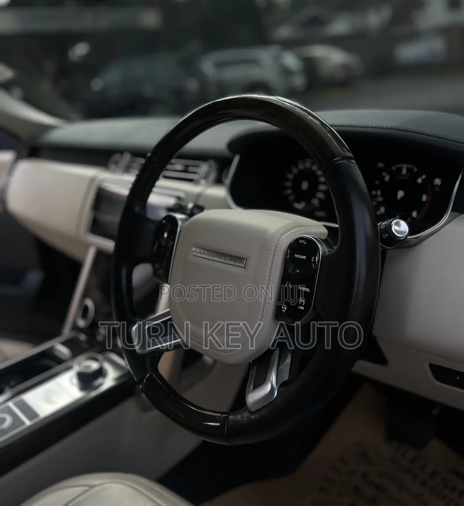 Land Rover Range Rover Vogue 2019 Black