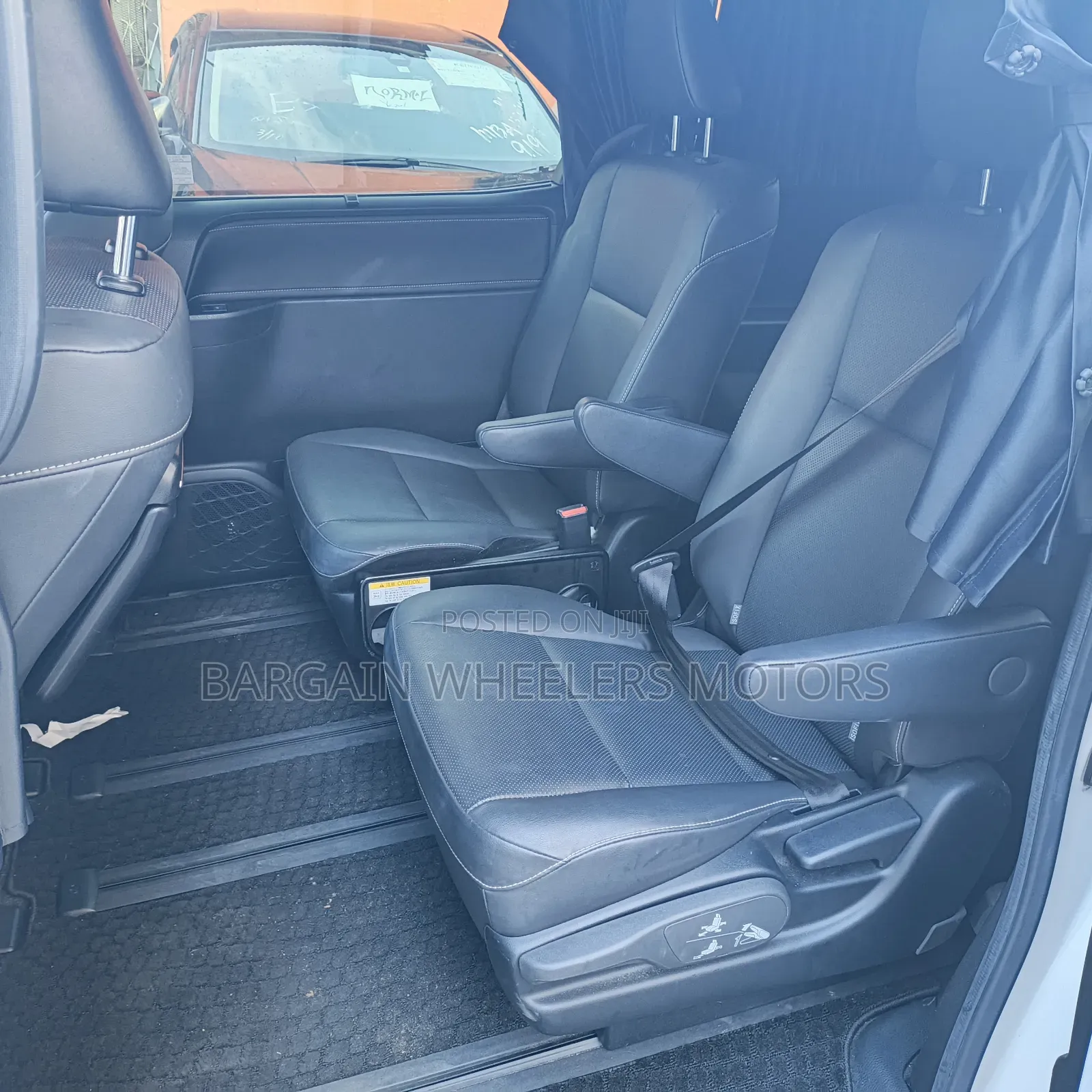 Toyota Esquire 2020 White