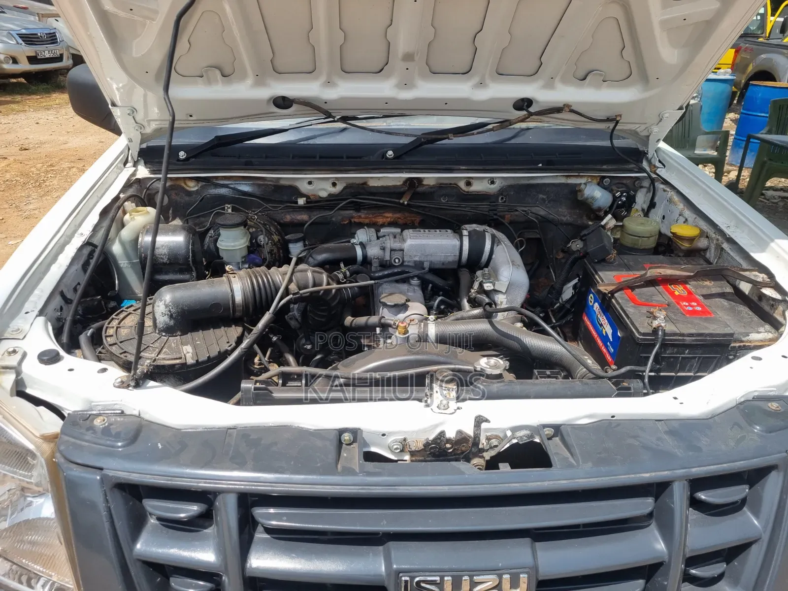 Isuzu D-MAX 2013 White