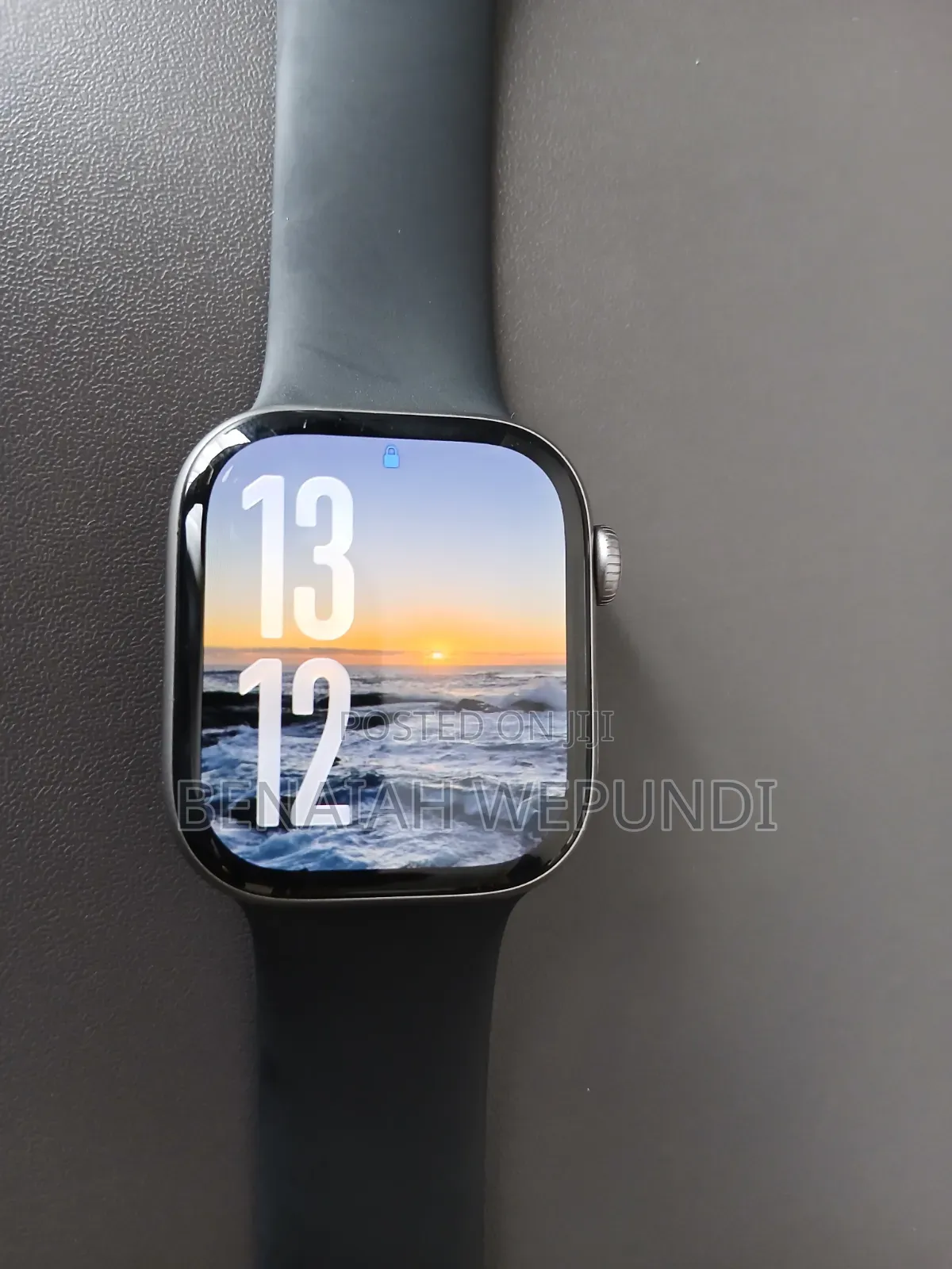 Apple Watch Series 11 42mm GPS 64gb Black, Fairly New