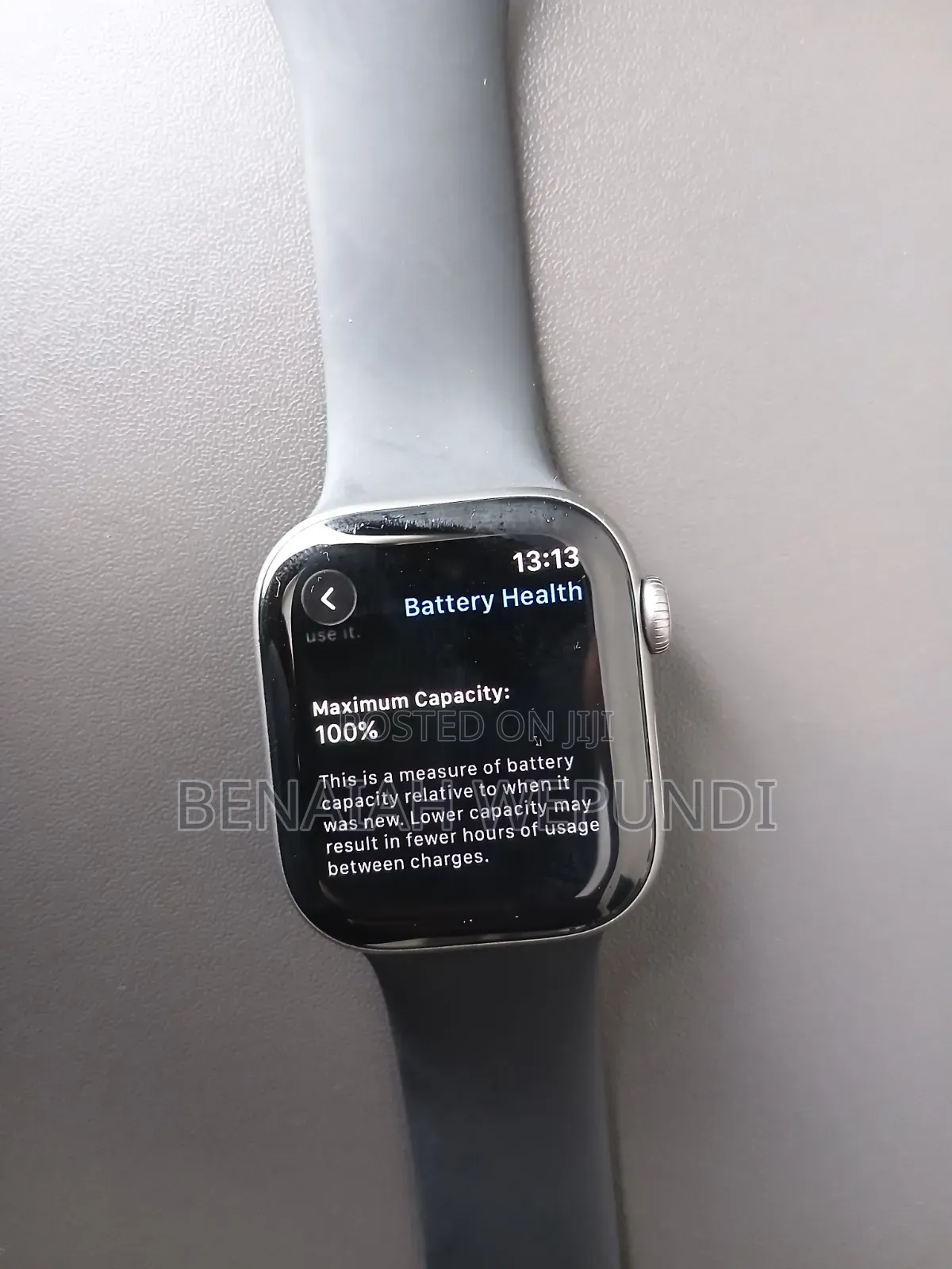 Apple Watch Series 11 42mm GPS 64gb Black, Fairly New