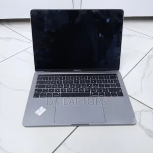 Laptop Apple MacBook Pro 2019 16GB Intel Core i7 SSD 256GB