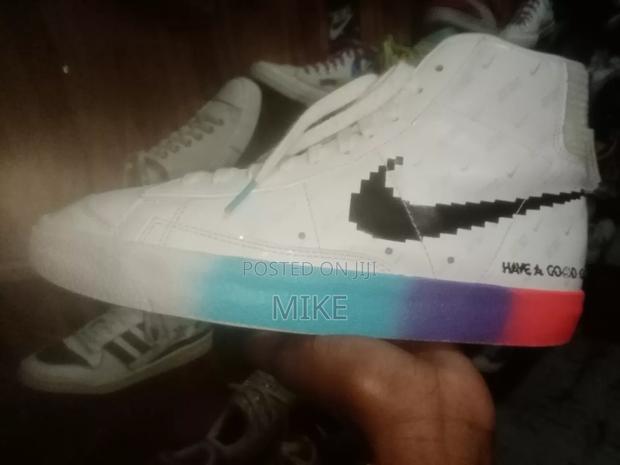 Mtush First Hand Camera Shoes