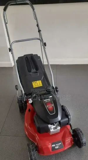 Honda Petrol Lawn Mower 144cc 18 Inches Hand Push