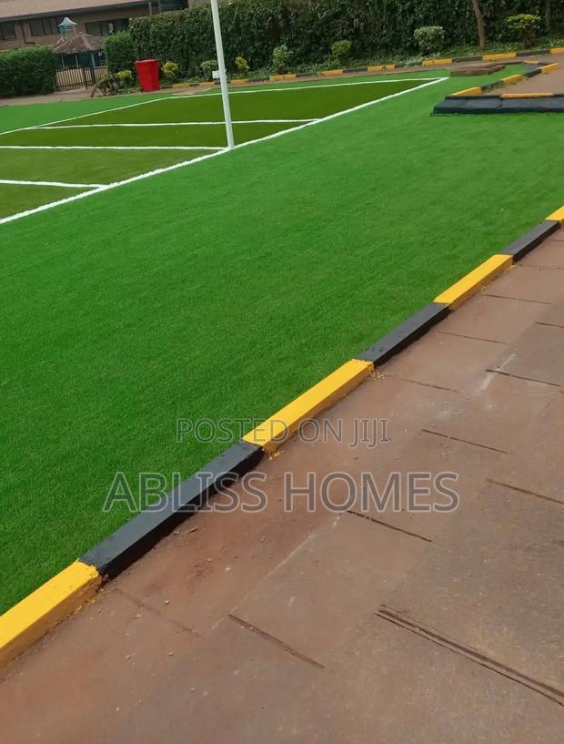 Artificial Grass Carpets - thumbnail 2