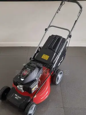 Honda Petrol Lawn Mower 196cc 21 Inches Self- Propelled*