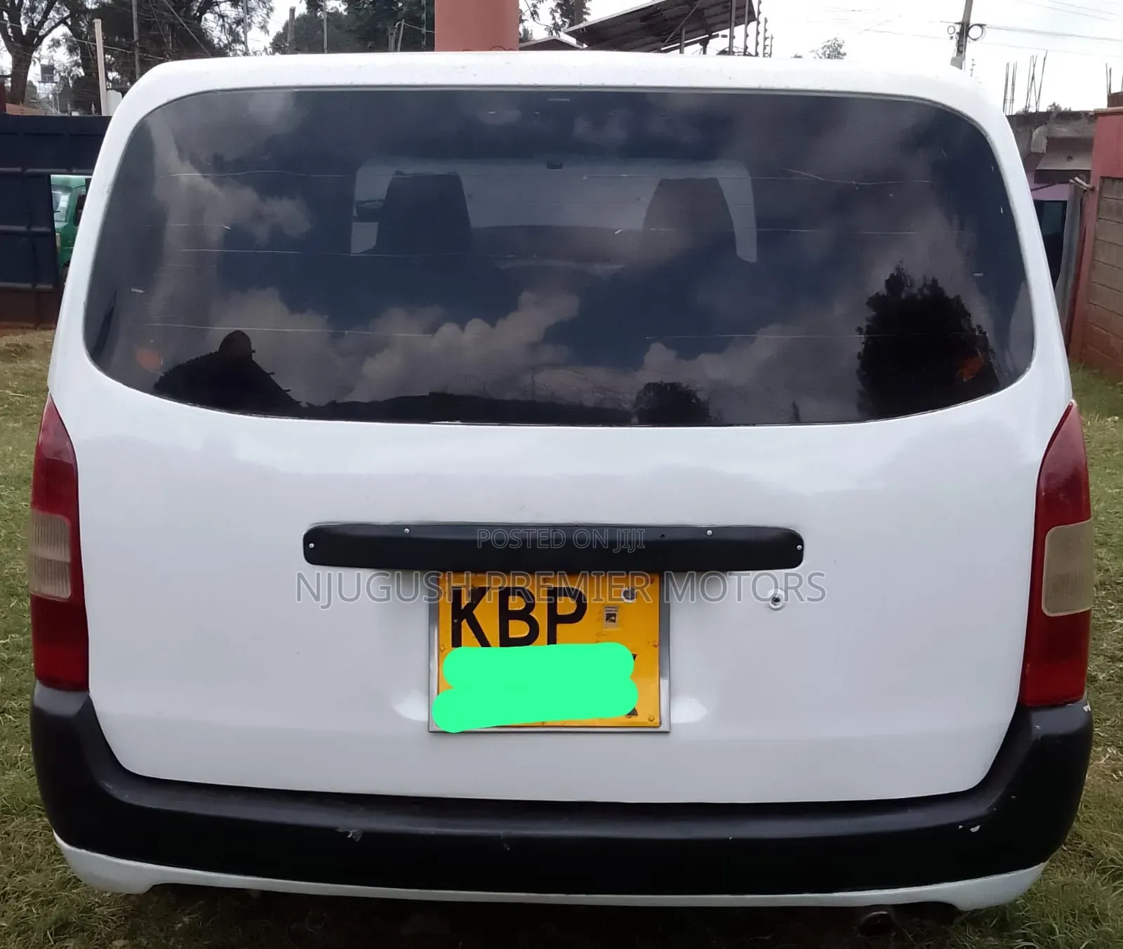 Toyota Probox 2005 White