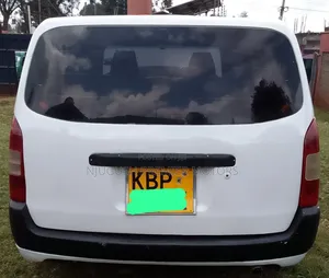 Toyota Probox 2005 White