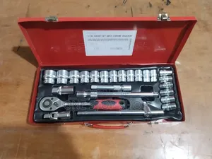 24pc 1/2" Drive Socket Set With Metric Sizes From 8_32mm