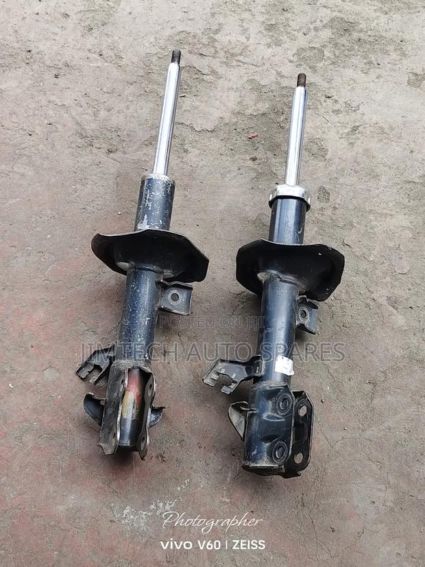 Nissan Bluebird Old Model Front Shocks - thumbnail 2