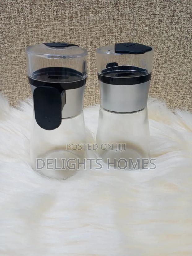 Multipurpose Seasoning Dispenser - main view