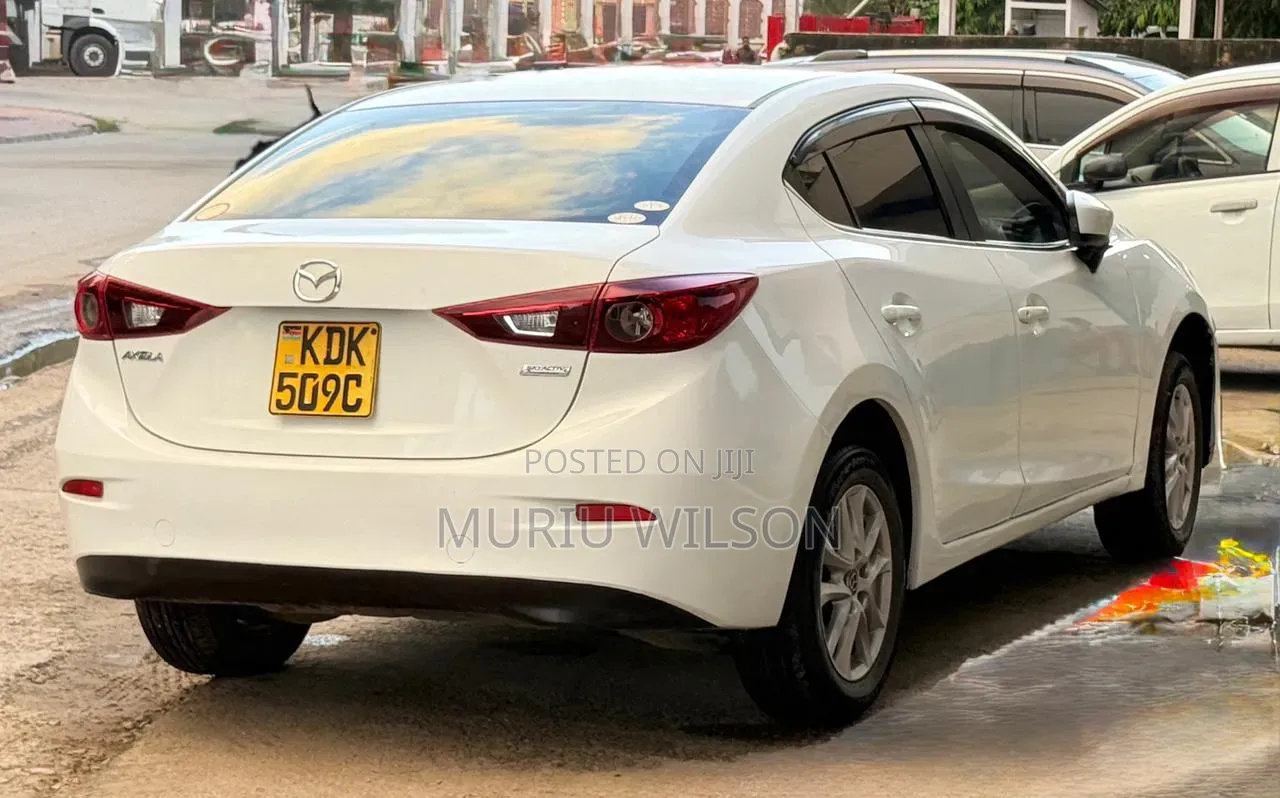 Mazda Axela 2016 White
