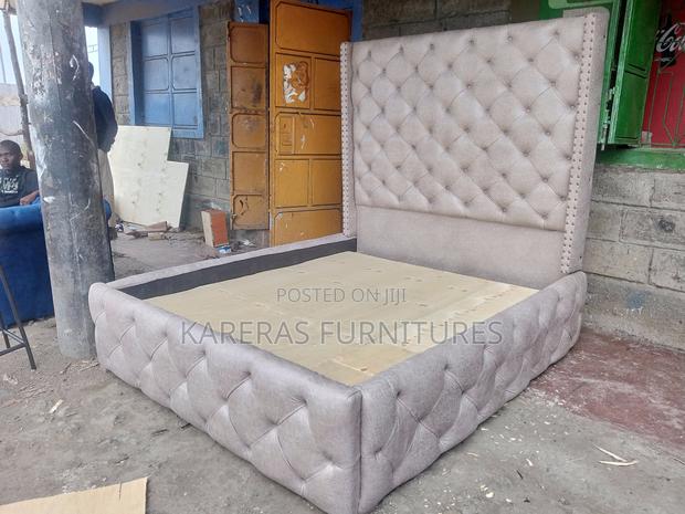 Brown Chester Bed