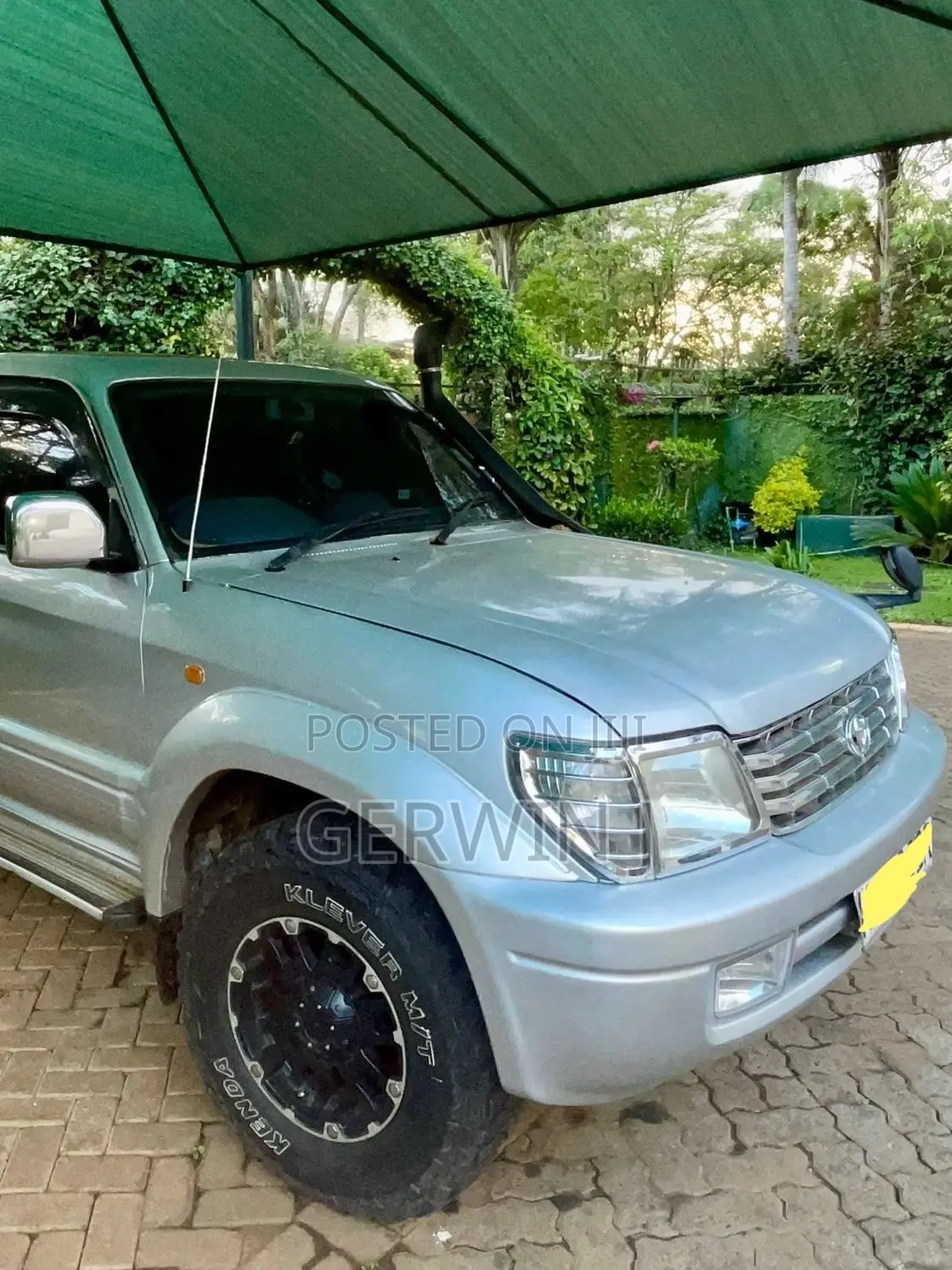 Toyota Land Cruiser Prado 2000 Silver