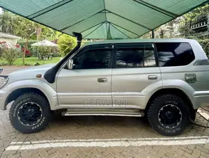 Toyota Land Cruiser Prado 2000 Silver