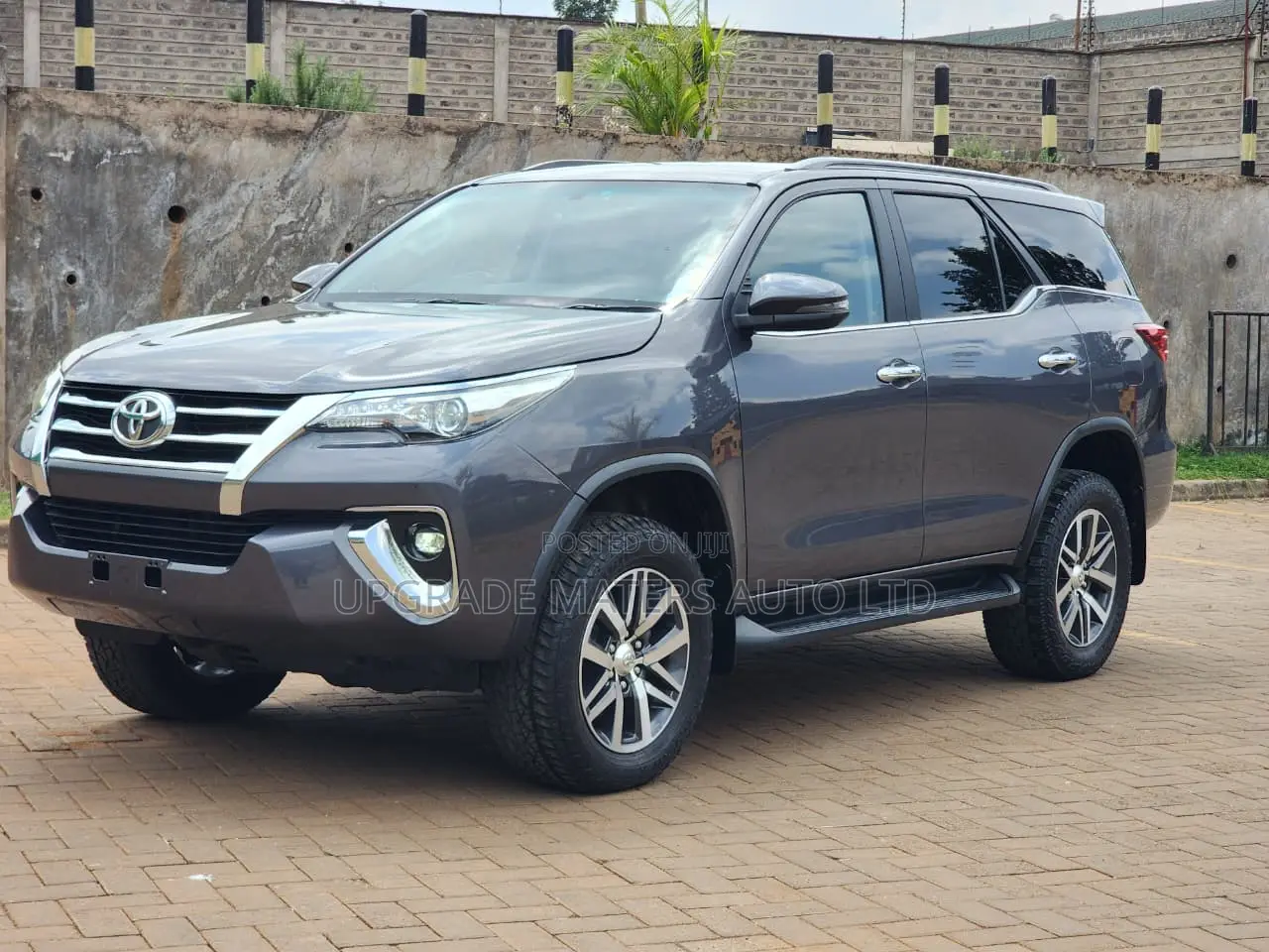 Toyota Fortuner 2.8 D AWD 2019 Gray