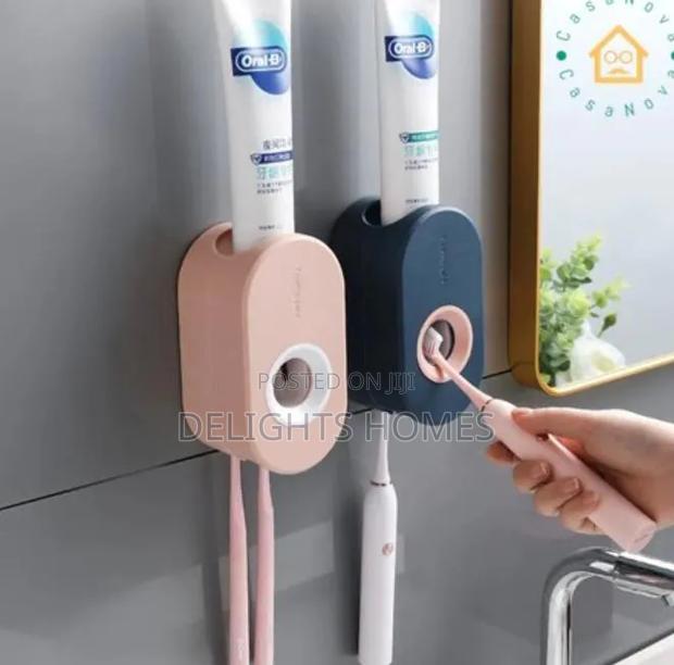 Automatic Toothpaste Dispenser 
Wall Mounted