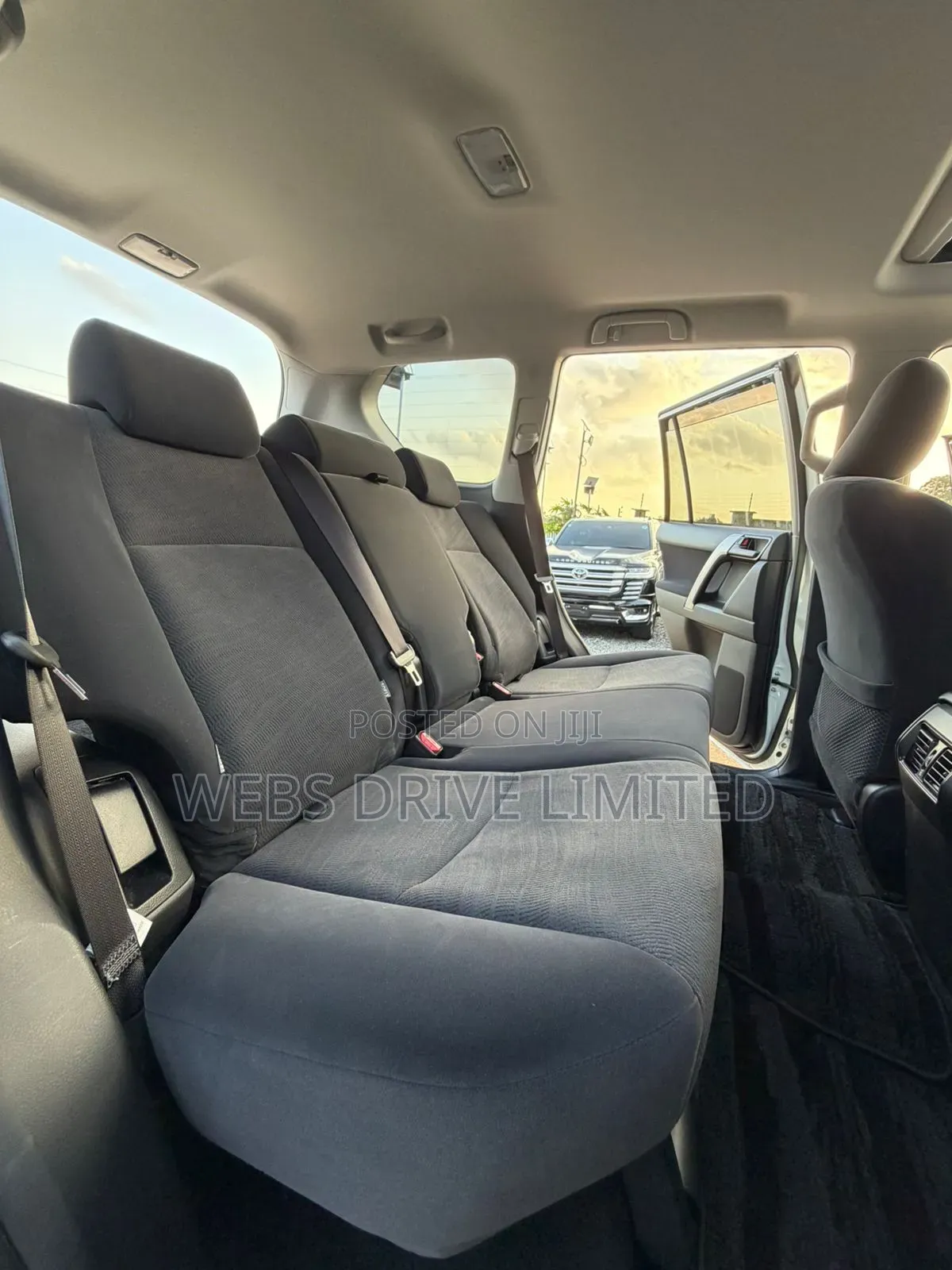 Toyota Land Cruiser Prado 2019 Pearl