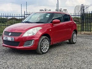 Suzuki Swift 2015 Red