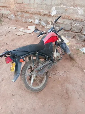 Honda CB 2022 Red