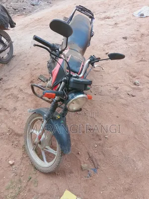 Honda CB 2022 Red