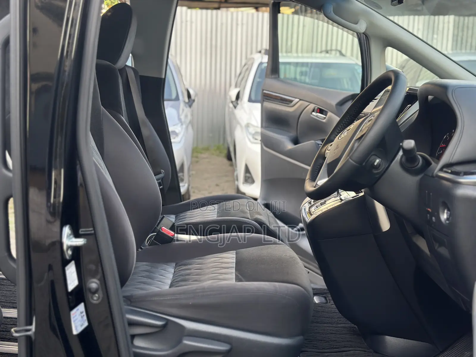 Toyota Alphard 2.5 Petrol FWD 2019 Black