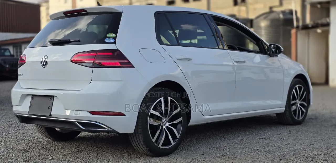 Volkswagen Golf 2019 White