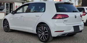 Volkswagen Golf 2019 White