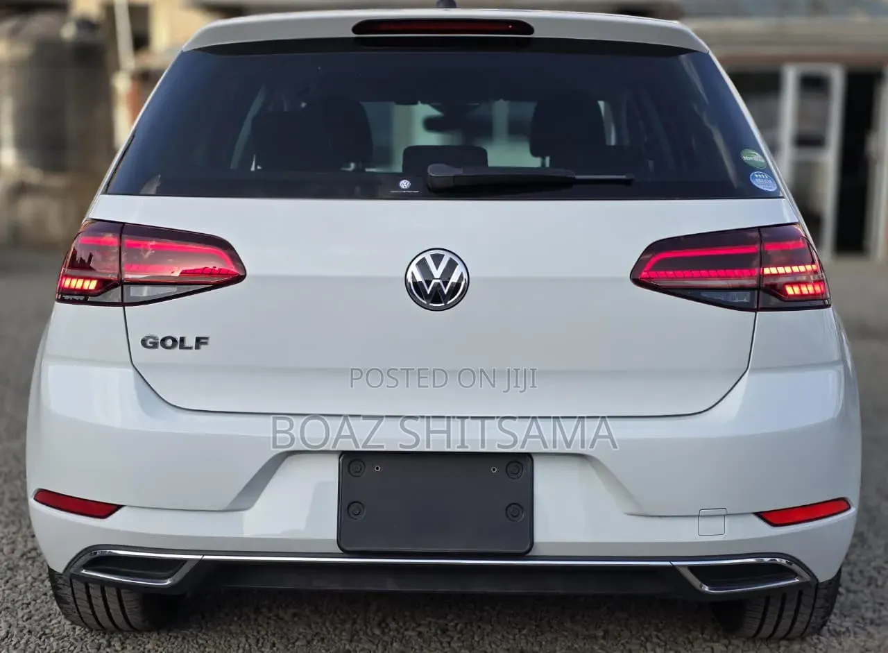Volkswagen Golf 2019 White