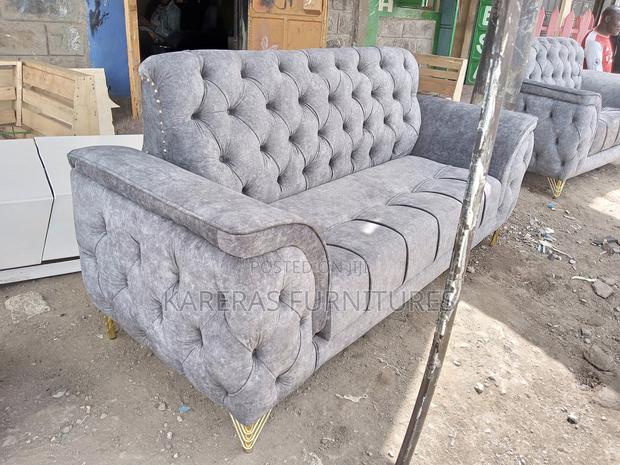 Grey Chester Seat