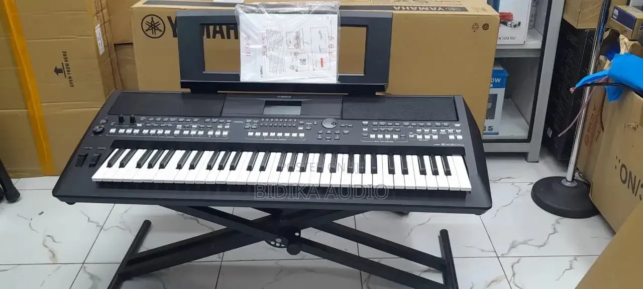 Yamaha Psr-sx600 Keyboard