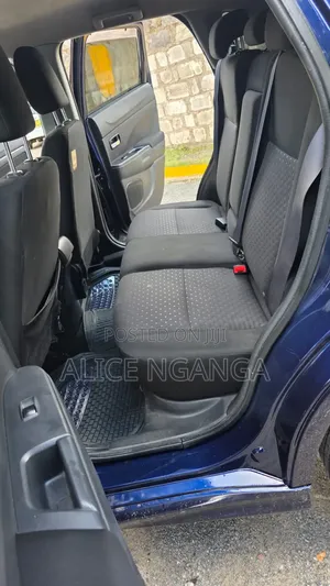 Mitsubishi RVR 2.0 2011 Blue