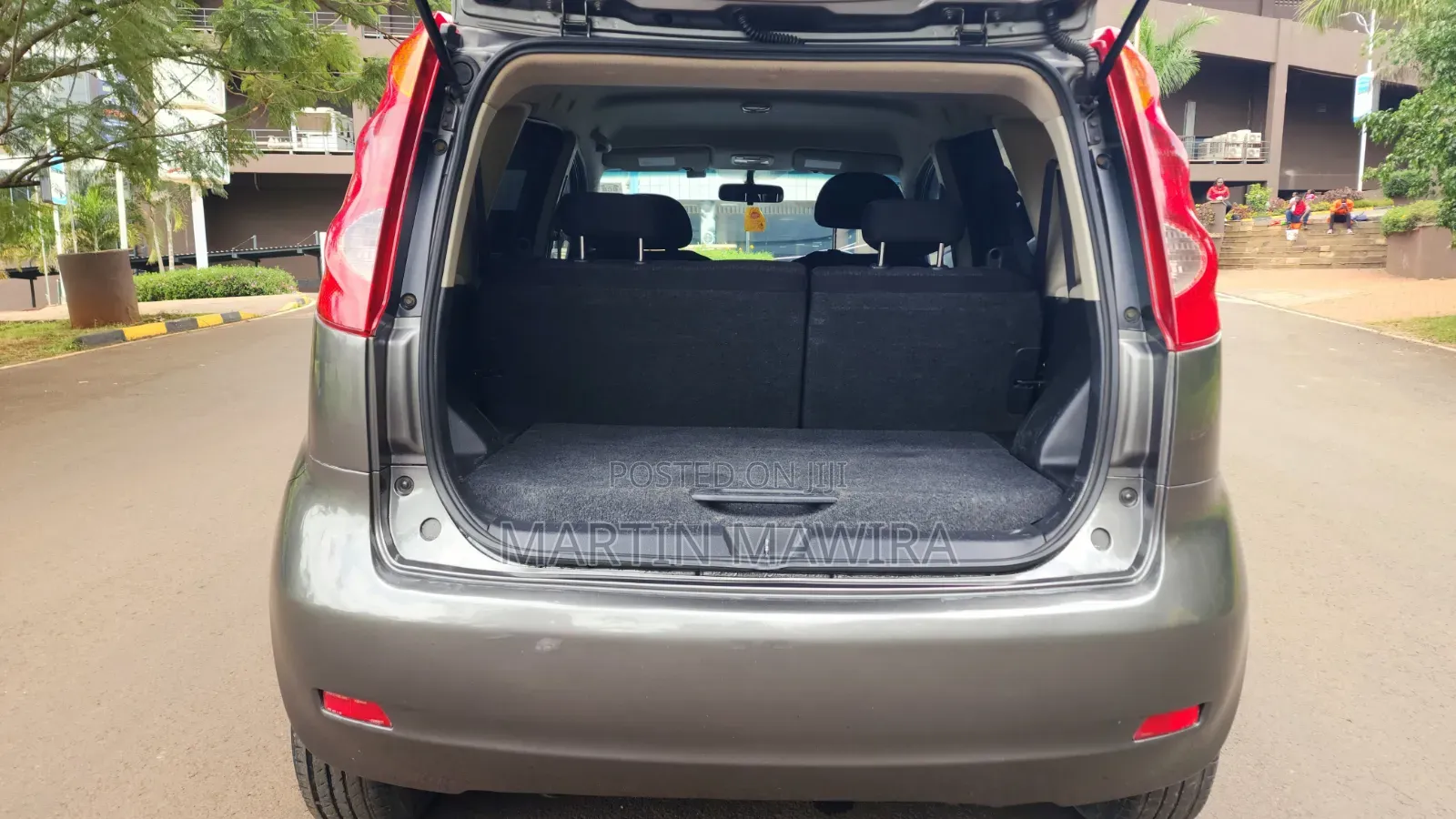 Nissan Note 2011 Gray