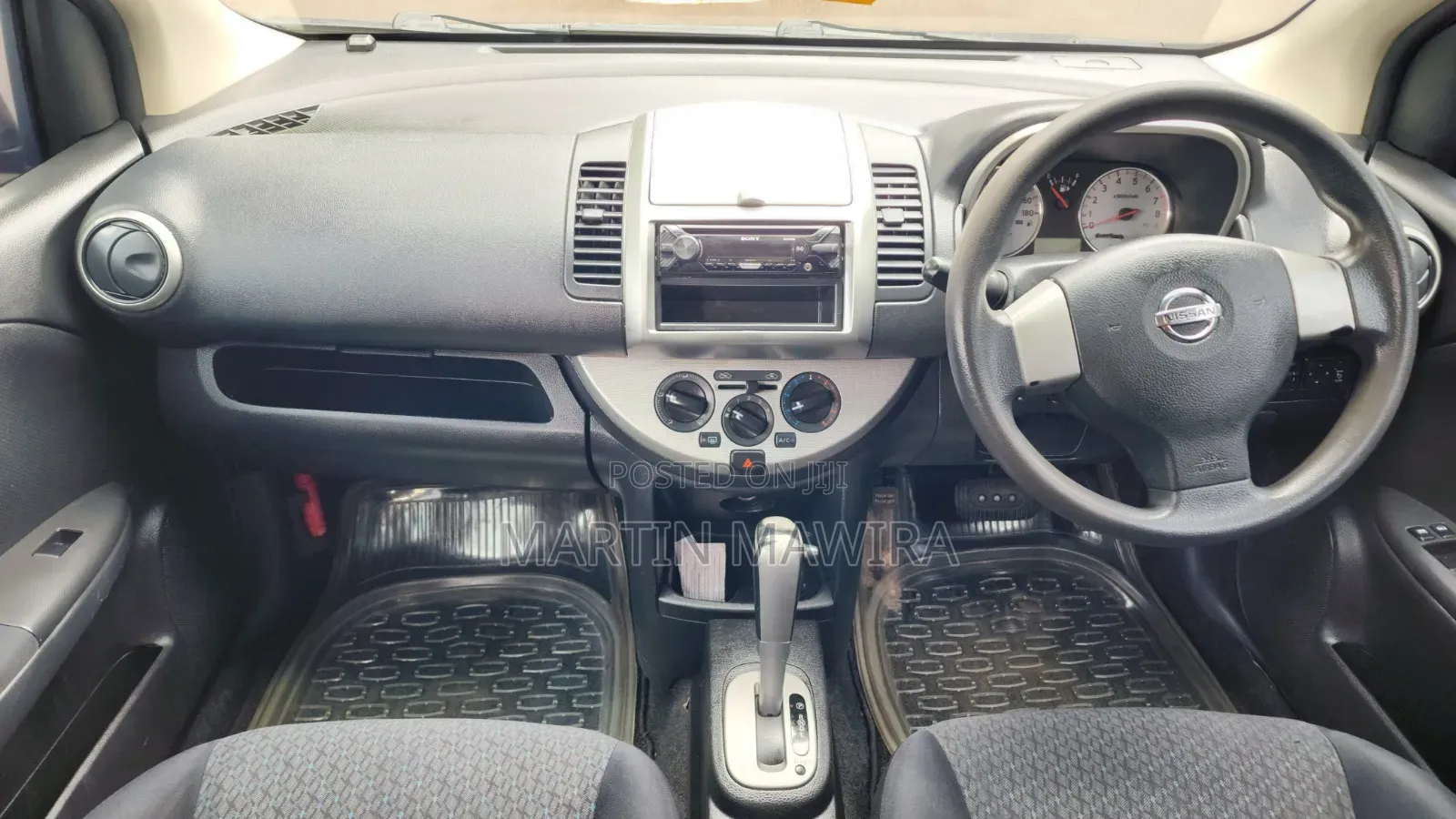 Nissan Note 2011 Gray