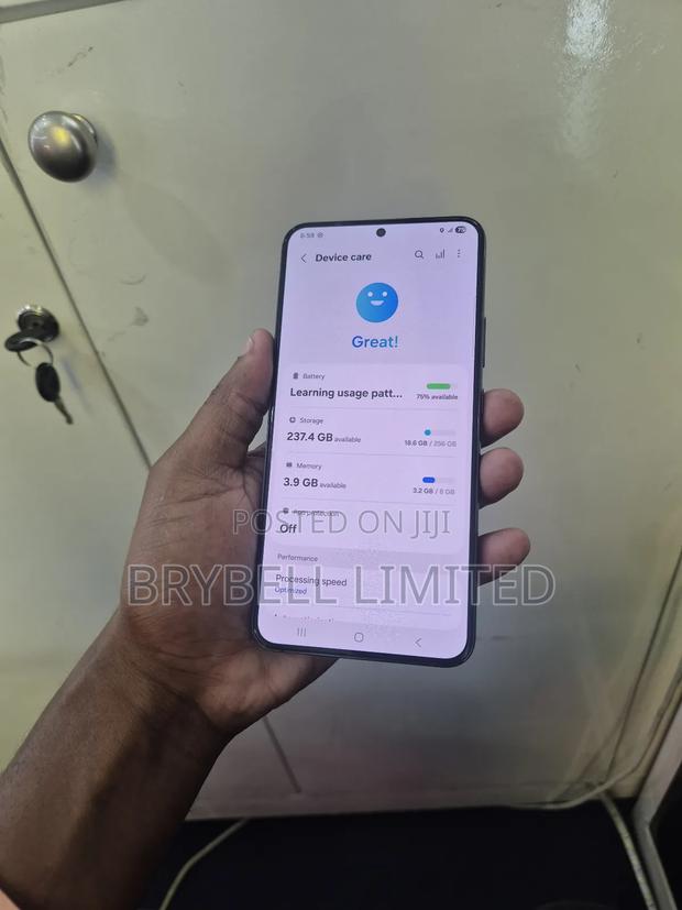Samsung Galaxy S22+ 5G 256 GB Black - thumbnail 3
