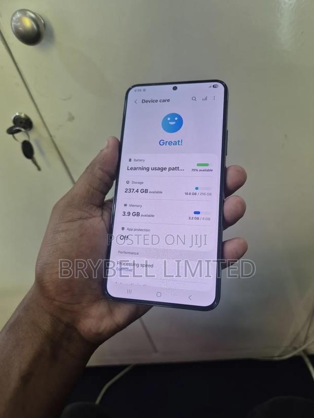 Samsung Galaxy S22+ 5G 256 GB Black - thumbnail 4