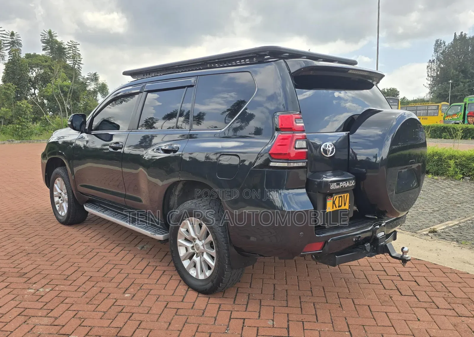 Toyota Land Cruiser Prado 2011 Black